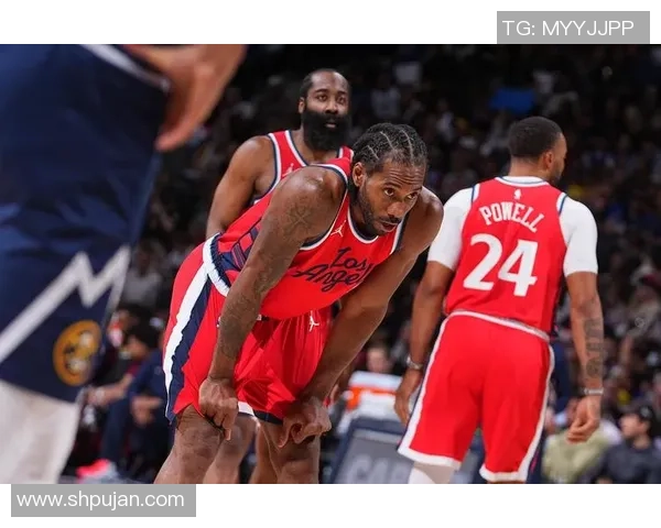 快船与勇士激烈冲突视频回顾球场上的火药味与激情碰撞